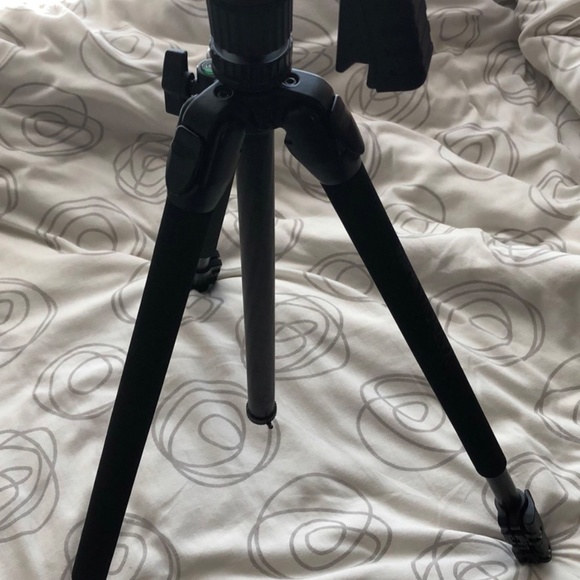 SUNPAK Tripod - Picture 2 of 6